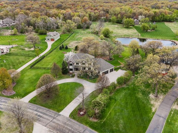 2660 Deer Ridge NE, Blaine, MN 55449