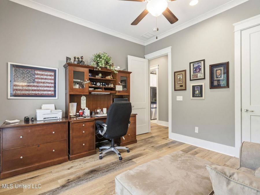 Property Image 36