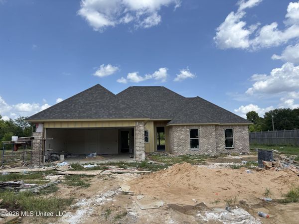 100 Trace Pointe Place, Clinton, MS 39056
