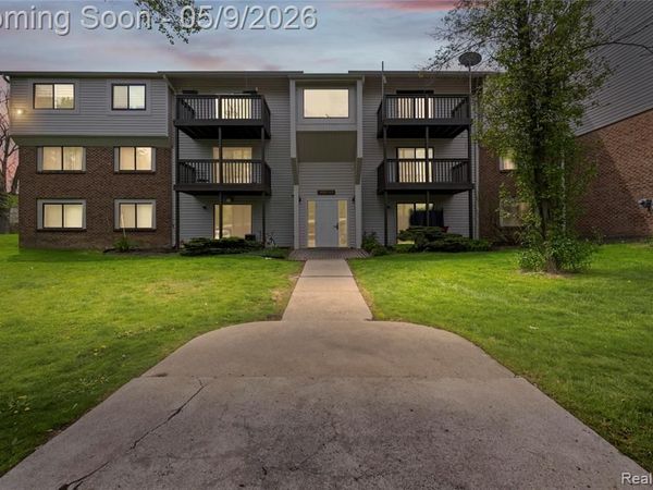 30052 W Twelve Mile Road, Farmington Hills, MI 48334