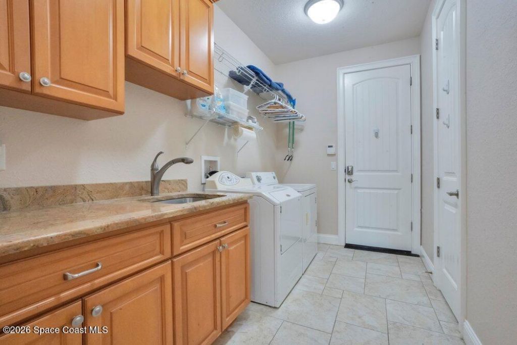 1527 Abberton Court, Melbourne, FL 32934 Photo