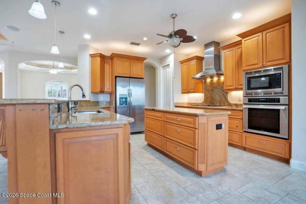 1527 Abberton Court, Melbourne, FL 32934 Photo