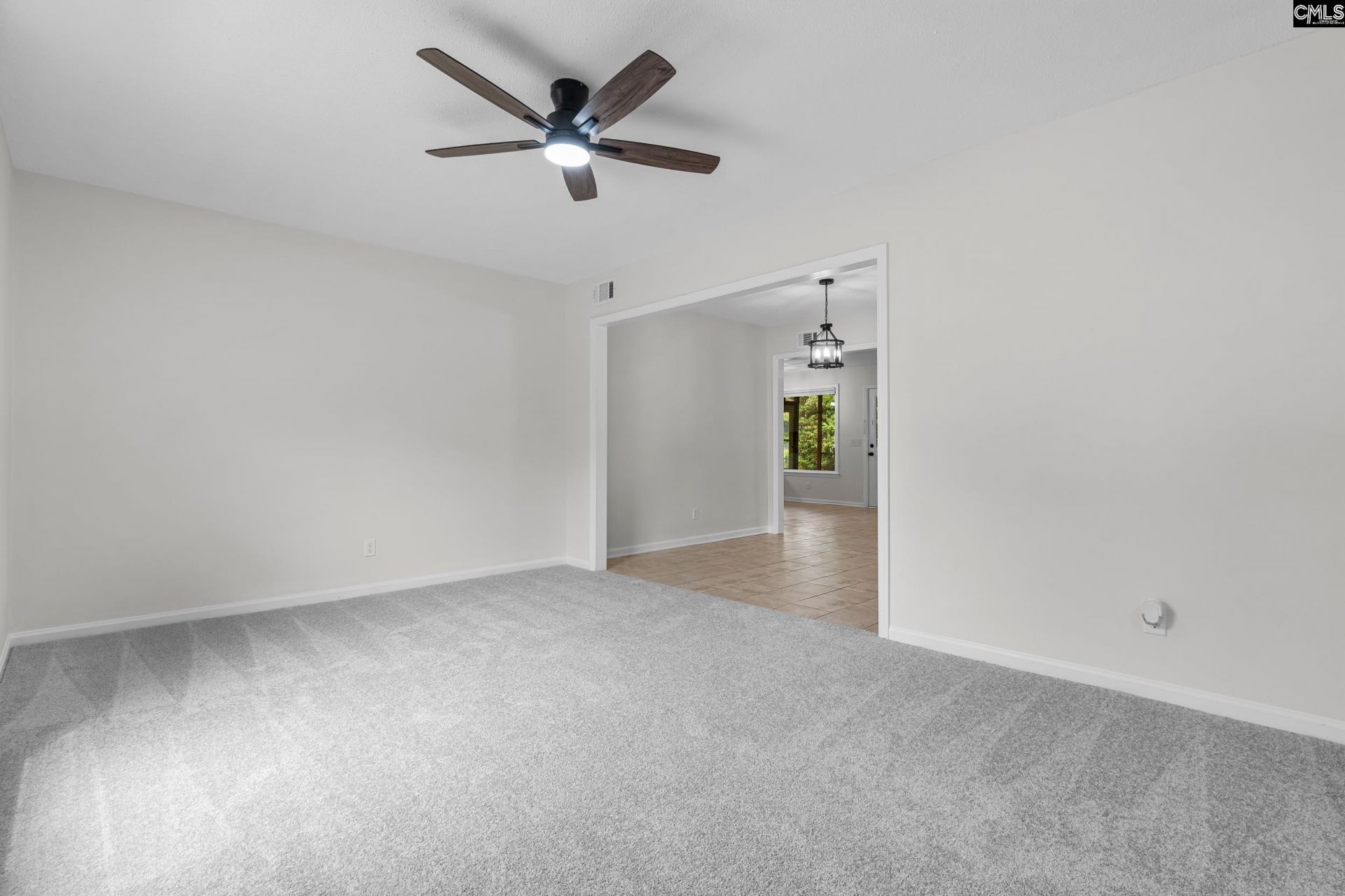 2113 Kathleen Drive  Photo 5