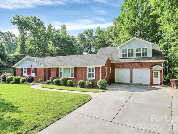 132 Vernon Drive , Davidson, NC 28036