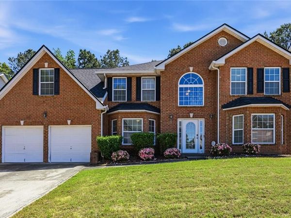 6266 Shell Drive, Atlanta, GA 30331