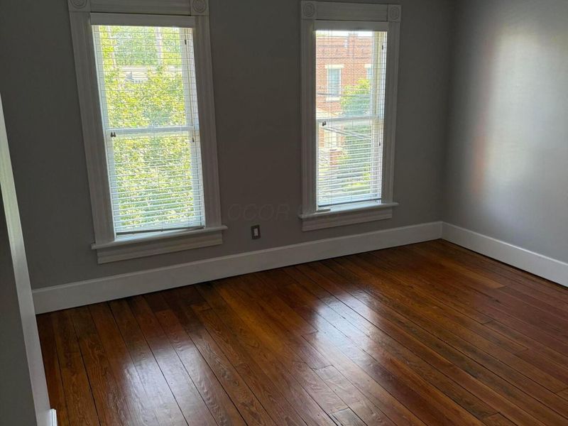 143 E 3rd Avenue, Columbus, OH 43201 Photo 15