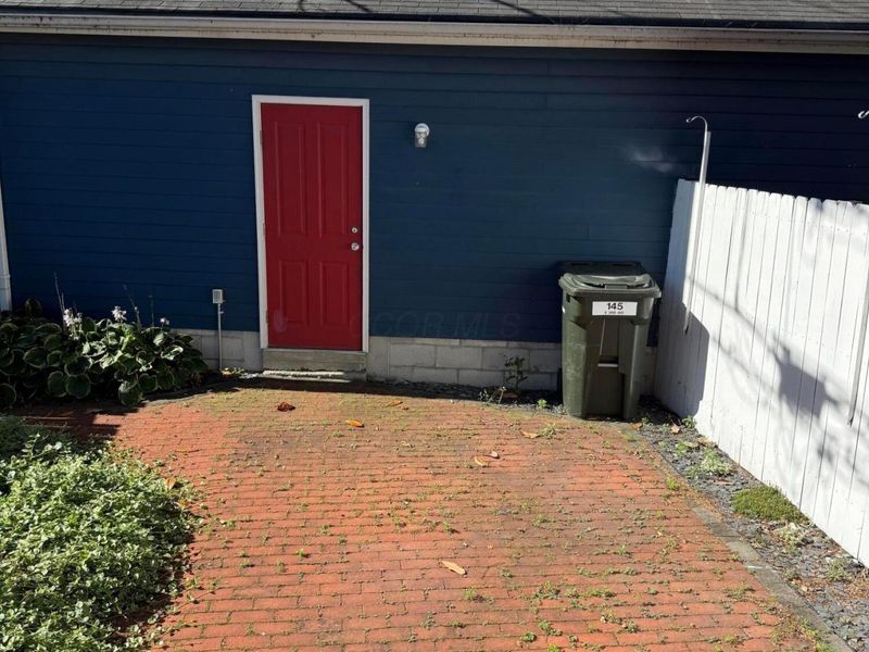 143 E 3rd Avenue, Columbus, OH 43201 Photo 18