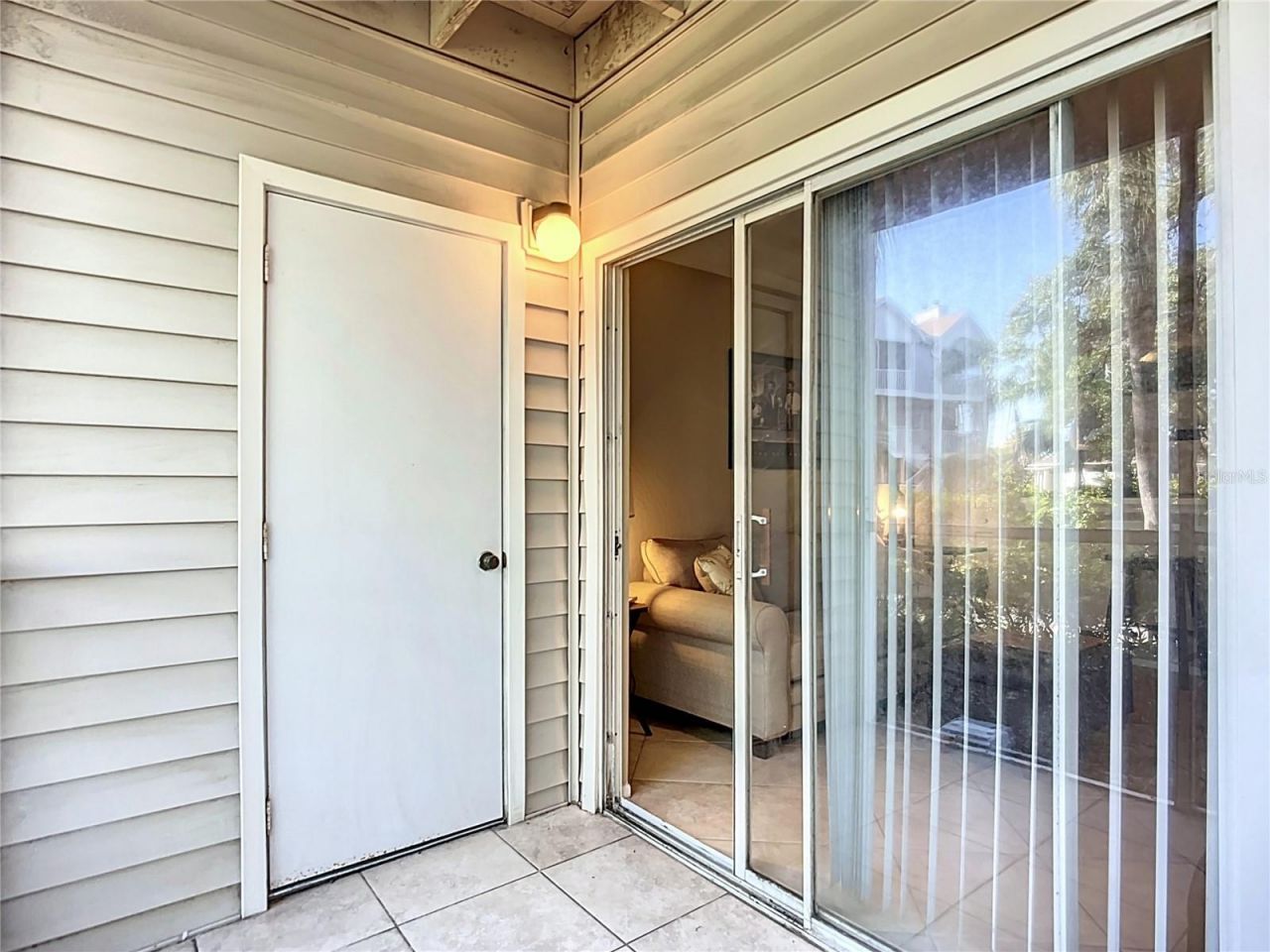 850 S Tamiami Trail , Unit 207, Sarasota, FL 34236 Photo