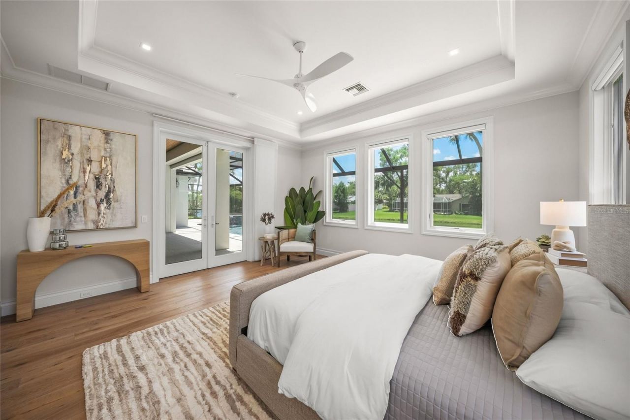 1575 Eastbrook Drive, Sarasota, FL 34231 Photo