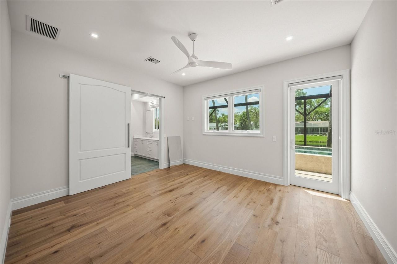1575 Eastbrook Drive, Sarasota, FL 34231 Photo