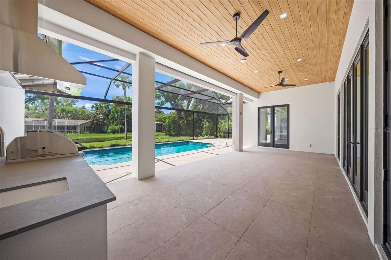1575 Eastbrook Drive, Sarasota, FL 34231 Photo
