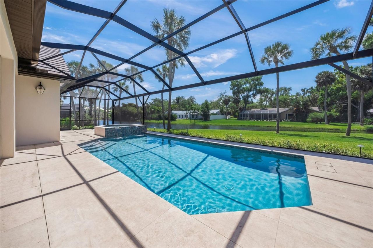 1575 Eastbrook Drive, Sarasota, FL 34231 Photo