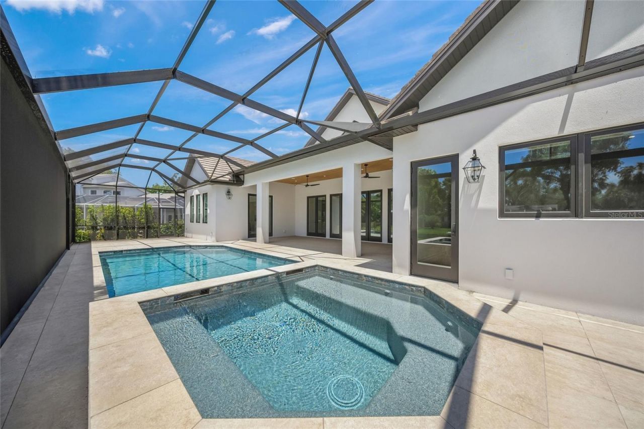 1575 Eastbrook Drive, Sarasota, FL 34231 Photo