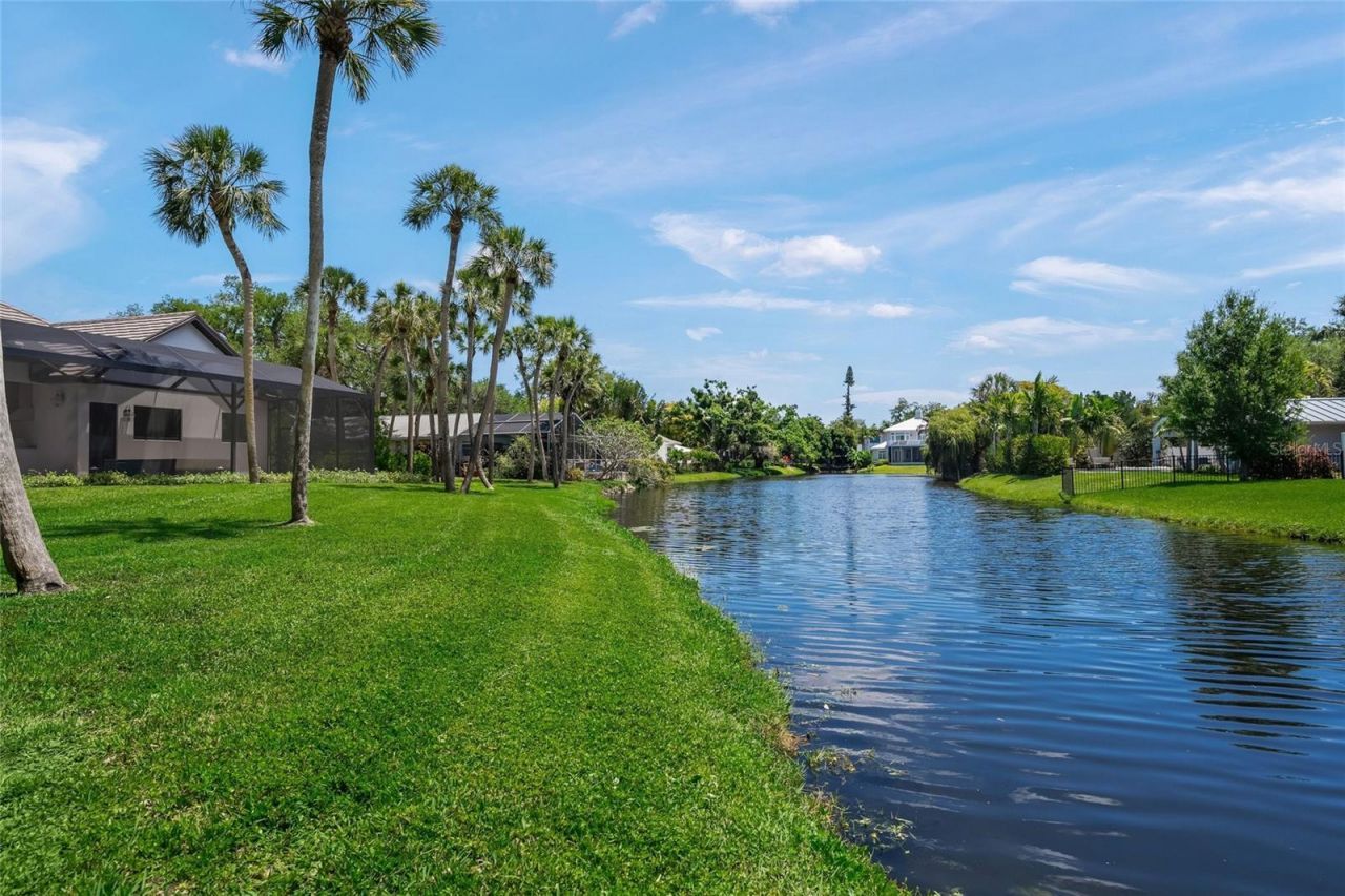 1575 Eastbrook Drive, Sarasota, FL 34231 Photo