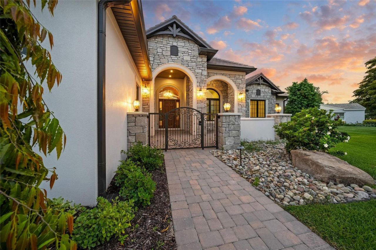 1575 Eastbrook Drive, Sarasota, FL 34231 Photo