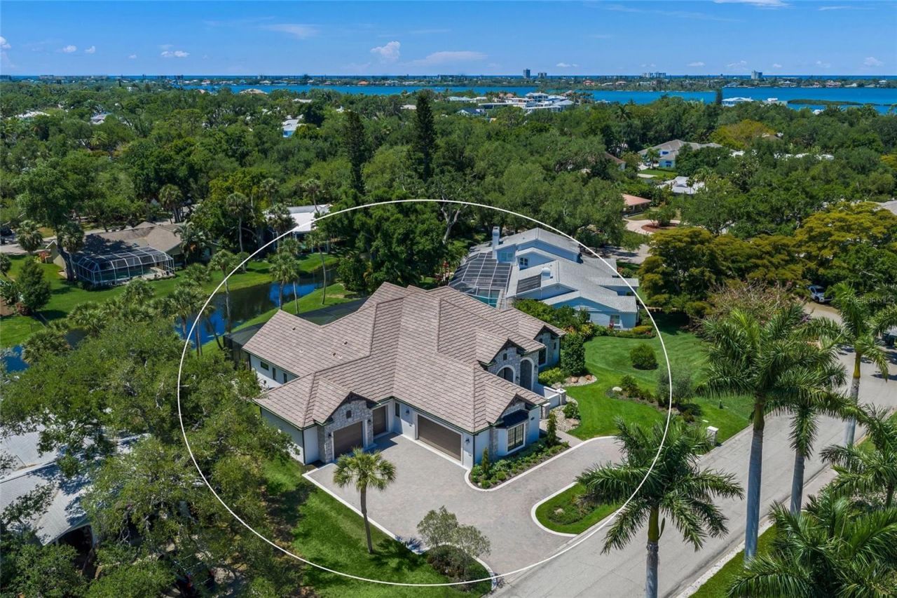1575 Eastbrook Drive, Sarasota, FL 34231 Photo