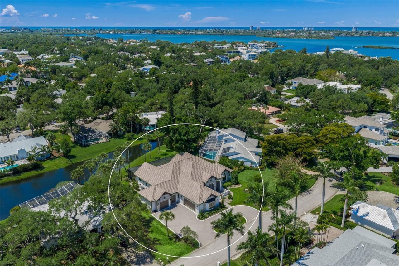 1575 Eastbrook Drive, Sarasota, FL 34231 Photo