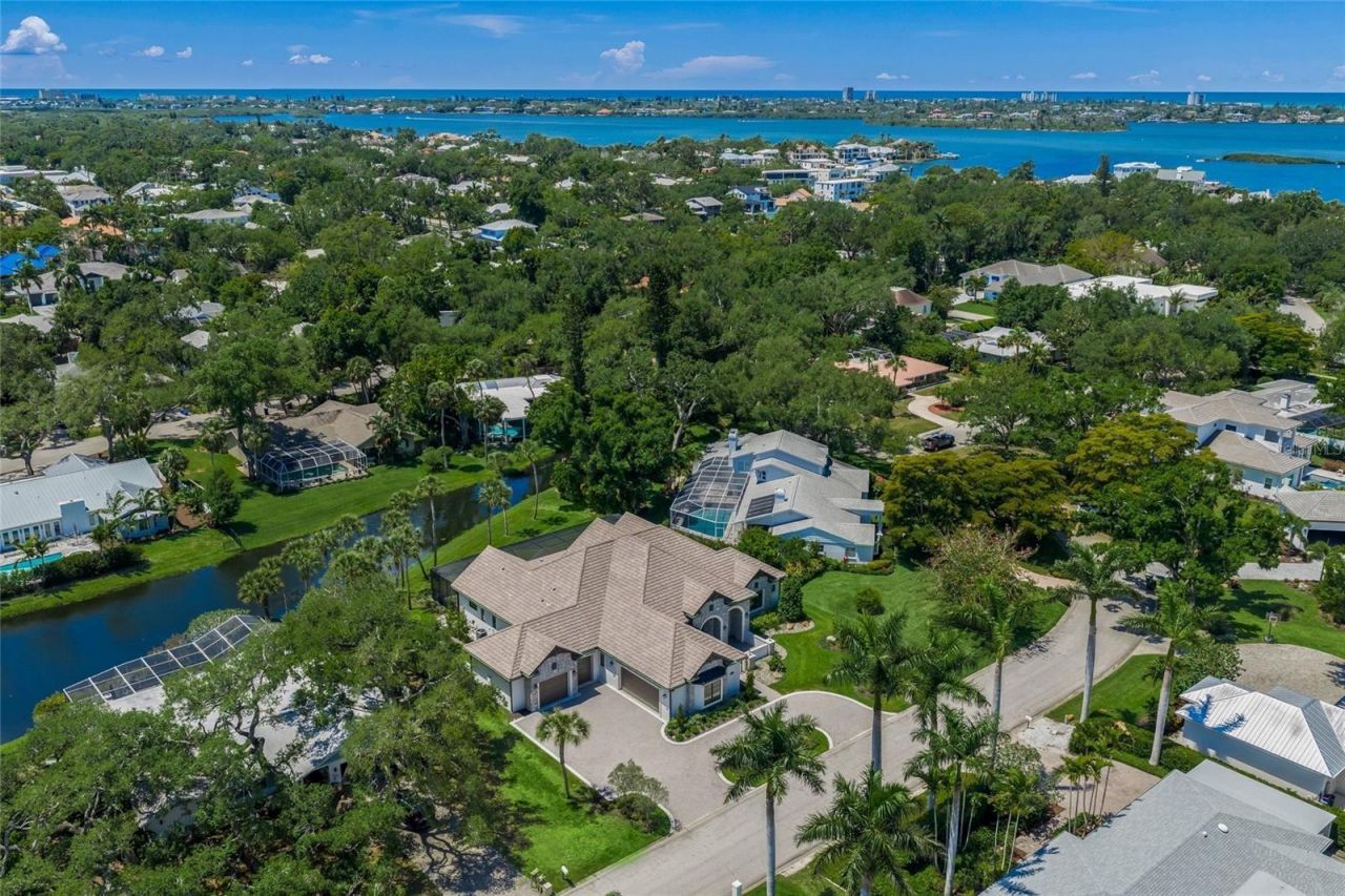 1575 Eastbrook Drive, Sarasota, FL 34231 Photo