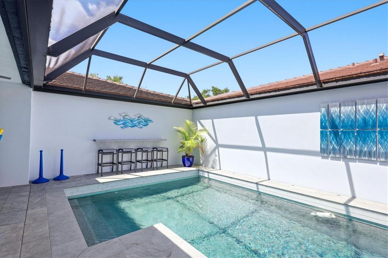 3694 Glen Oaks Manor Drive, Sarasota, FL 34232 Photo