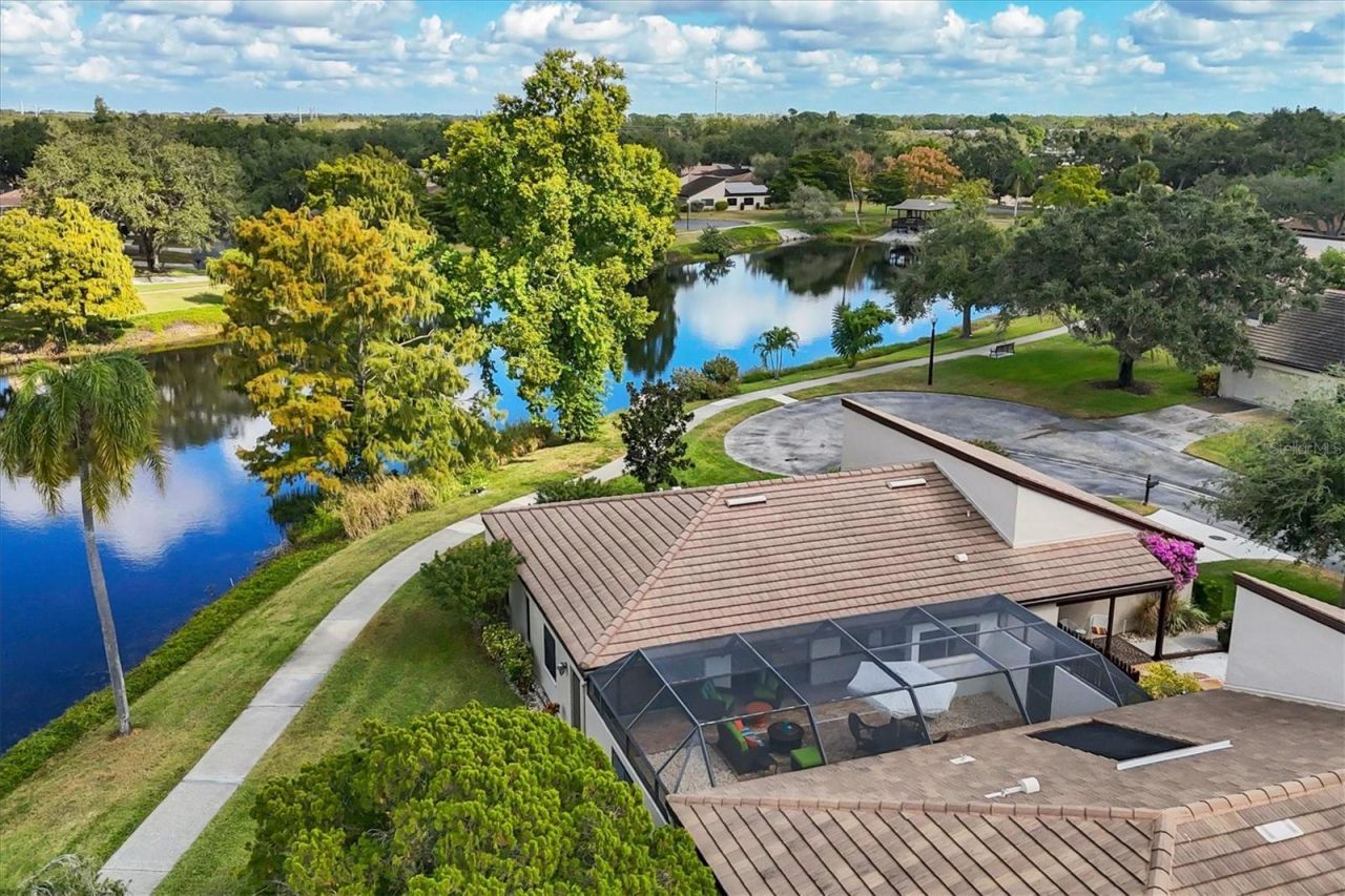3694 Glen Oaks Manor Drive, Sarasota, FL 34232 Photo
