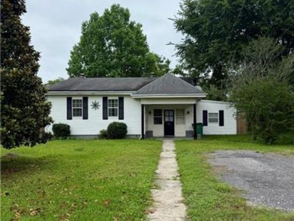213 TRANSCONTINENTAL Drive , Metairie, LA 70002