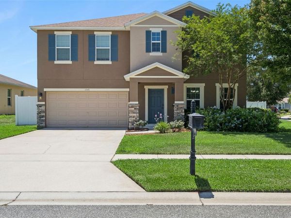 3541 OAK CLIFF BOULEVARD , TAVARES, FL 32778