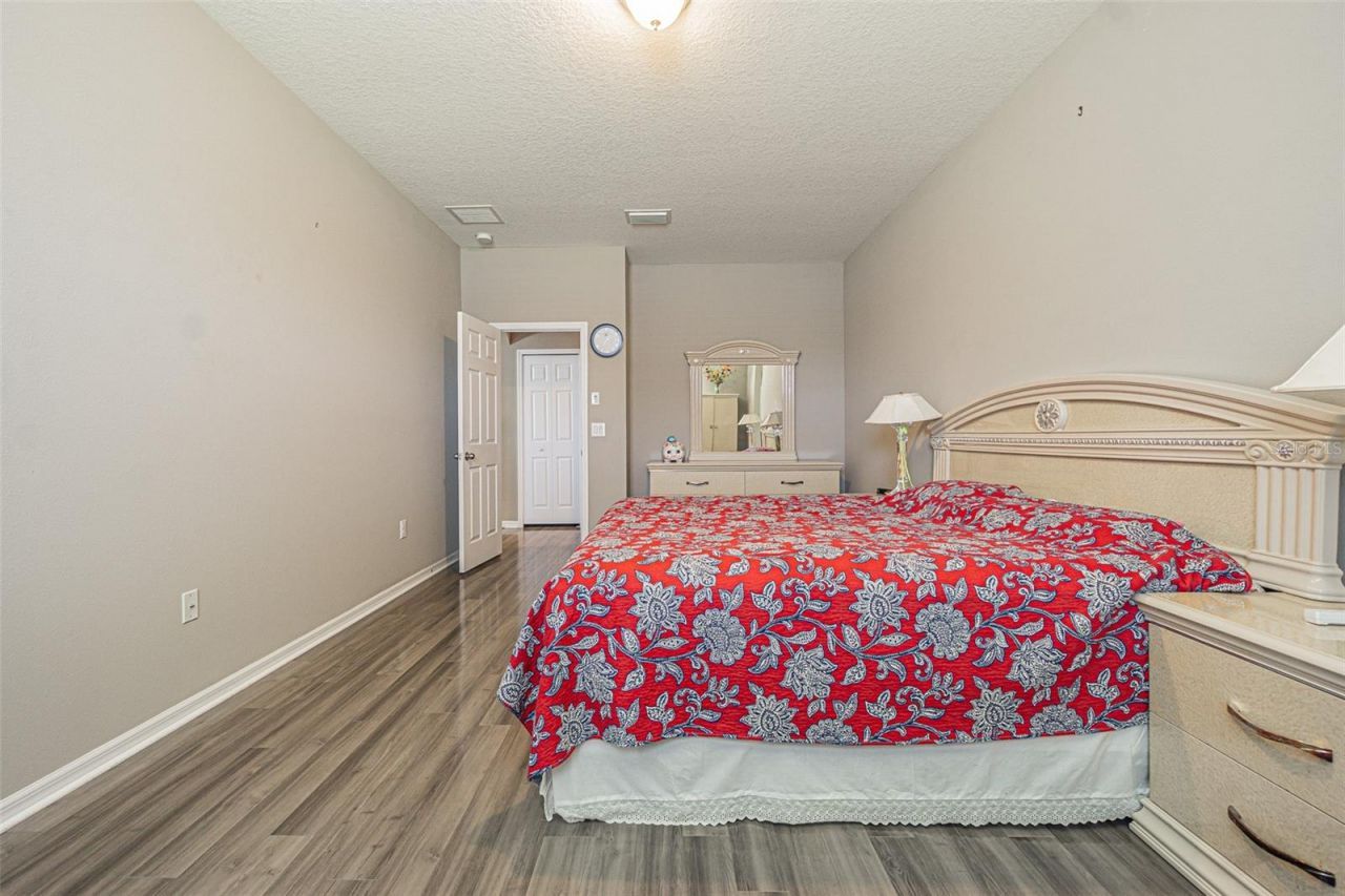 1667 Nature View Drive , Lutz, FL 33558 Photo