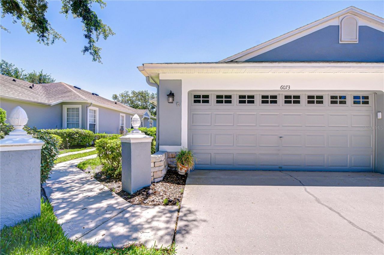 6073 Sandhill Ridge Drive , Lithia, FL 33547 Photo