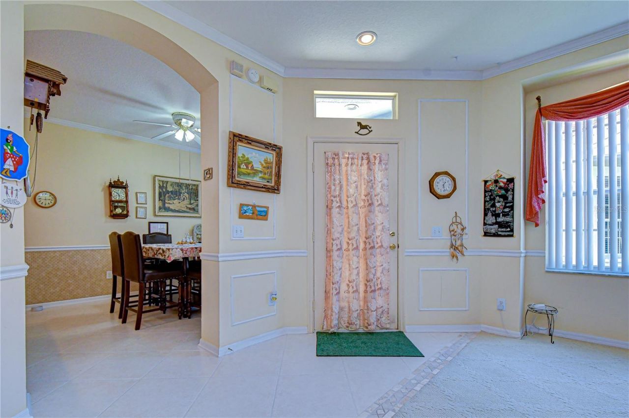 6073 Sandhill Ridge Drive , Lithia, FL 33547 Photo