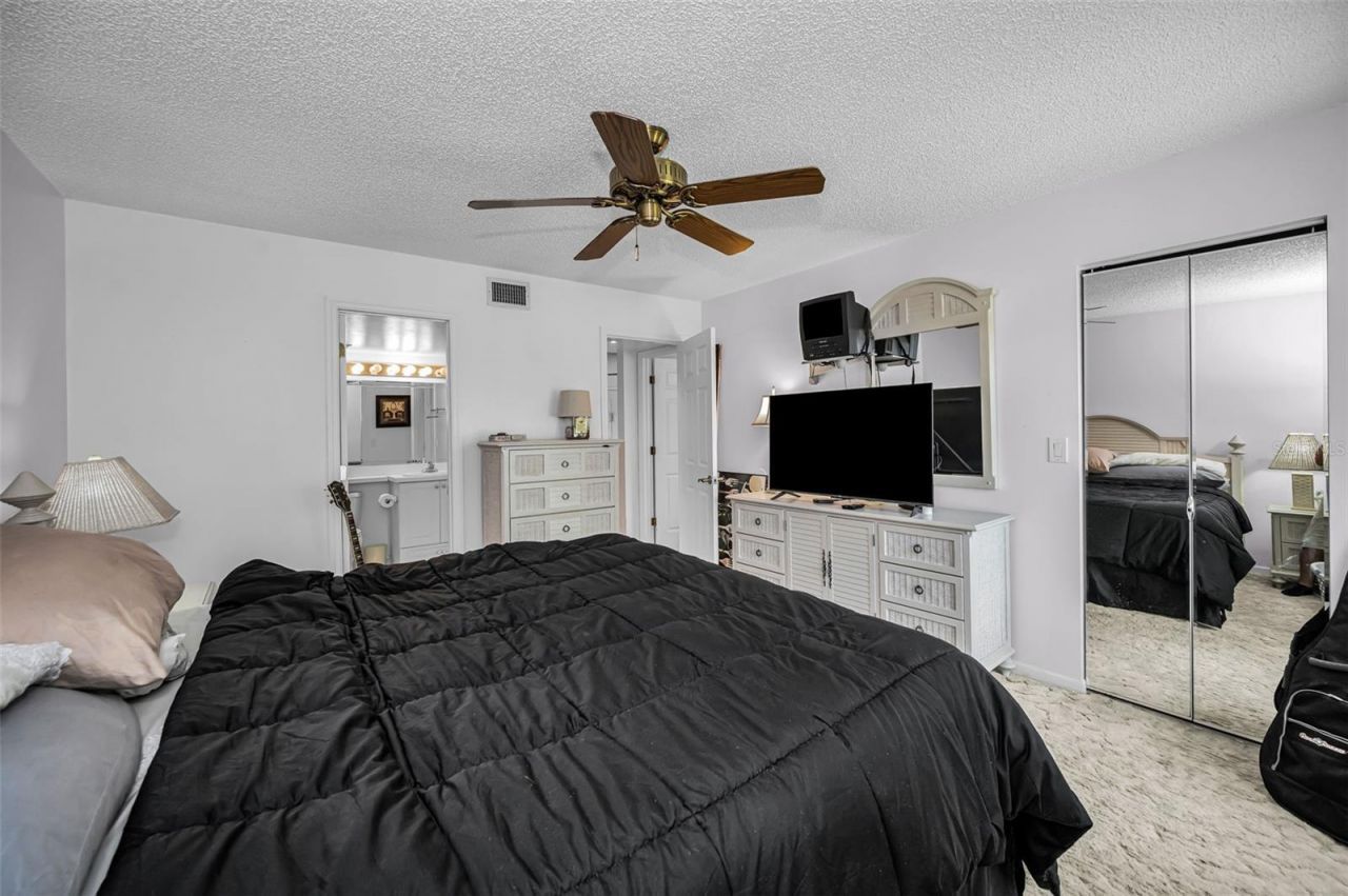 2600 Pine Ridge Way S, Unit A2, Palm Harbor, FL 34684 Photo