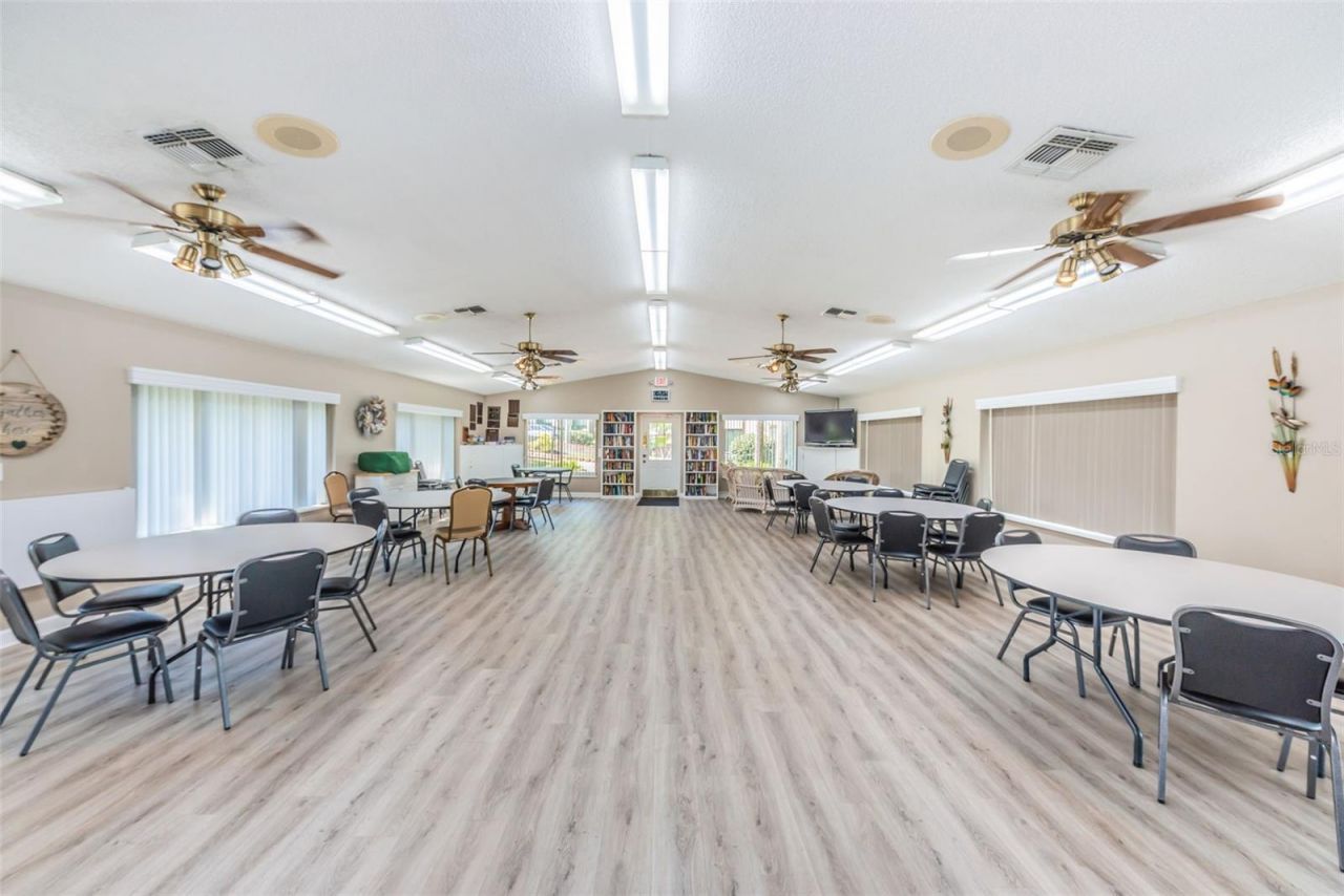 2600 Pine Ridge Way S, Unit A2, Palm Harbor, FL 34684 Photo