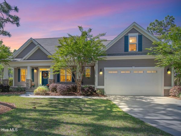 2738 Oak Forest Drive , Southport, NC 28461