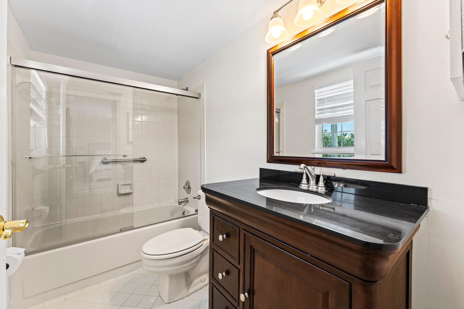 99 Seabreeze Avenue, Unit 4, Delray Beach, FL 33483 Photo