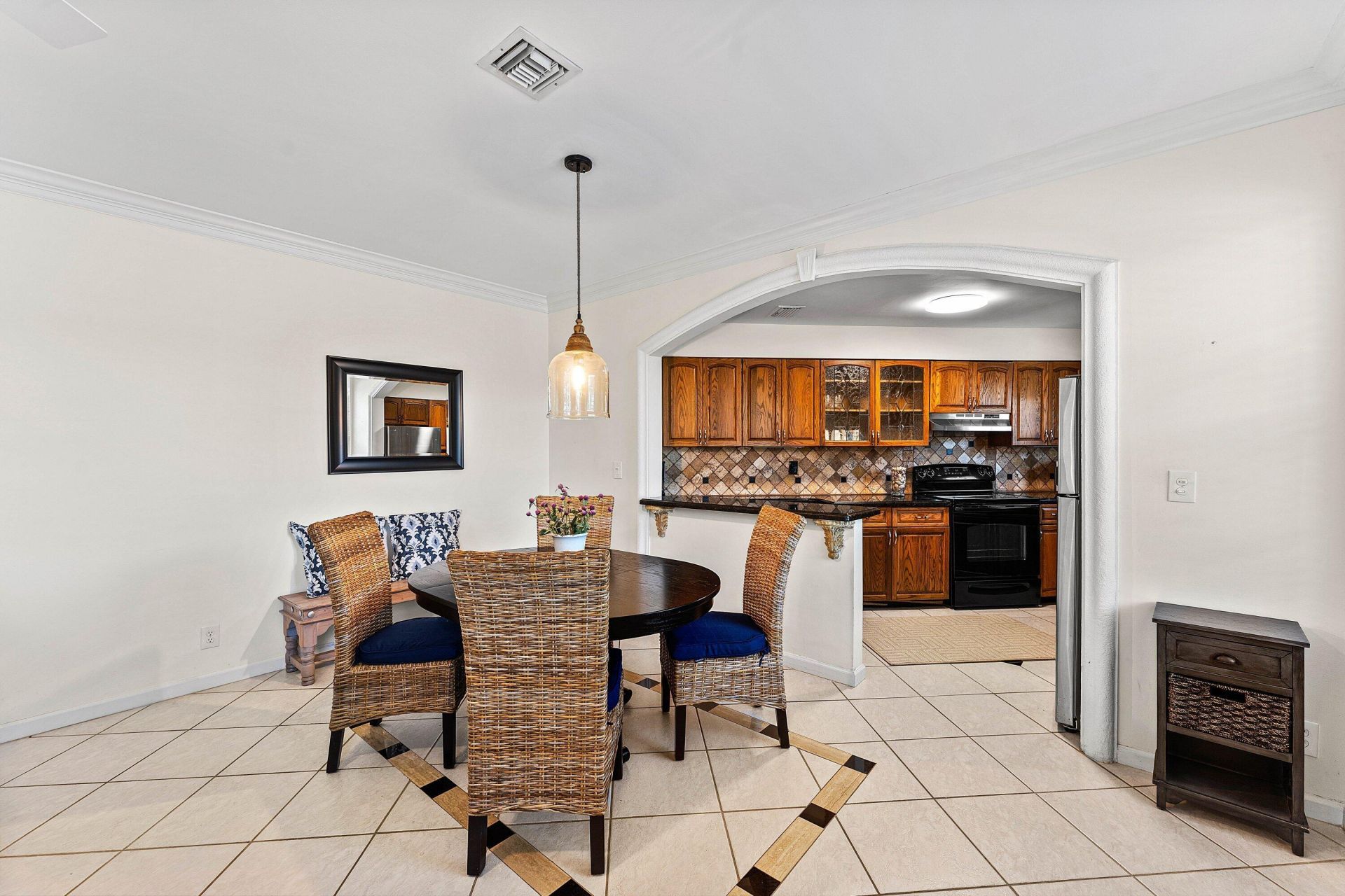99 Seabreeze Avenue, Unit 4, Delray Beach, FL 33483 Photo