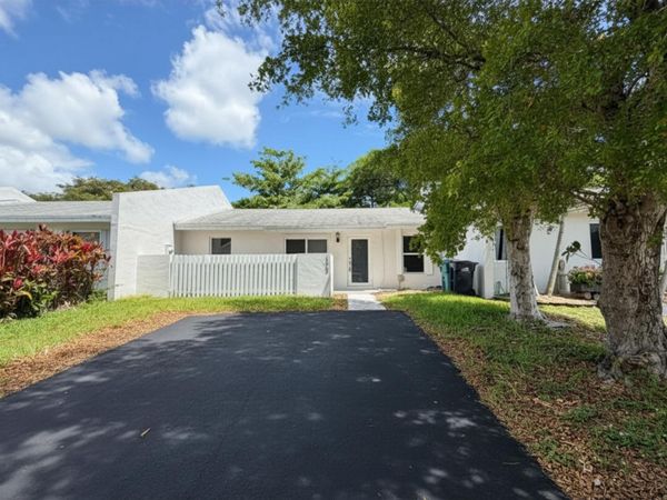 10363 SW 207th Terrace, Unit 10363, Cutler Bay, FL 33189