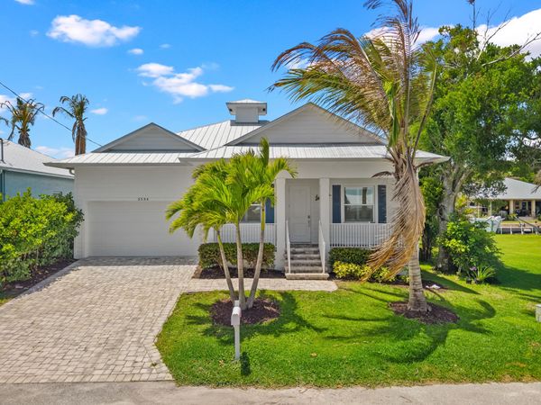 2534 SW Conch Cove Lane, Palm City, FL 34990