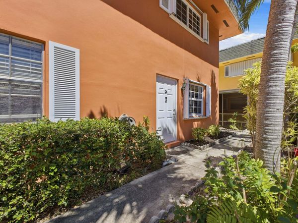 2200 Monroe Street, Unit 24, Hollywood, FL 33020
