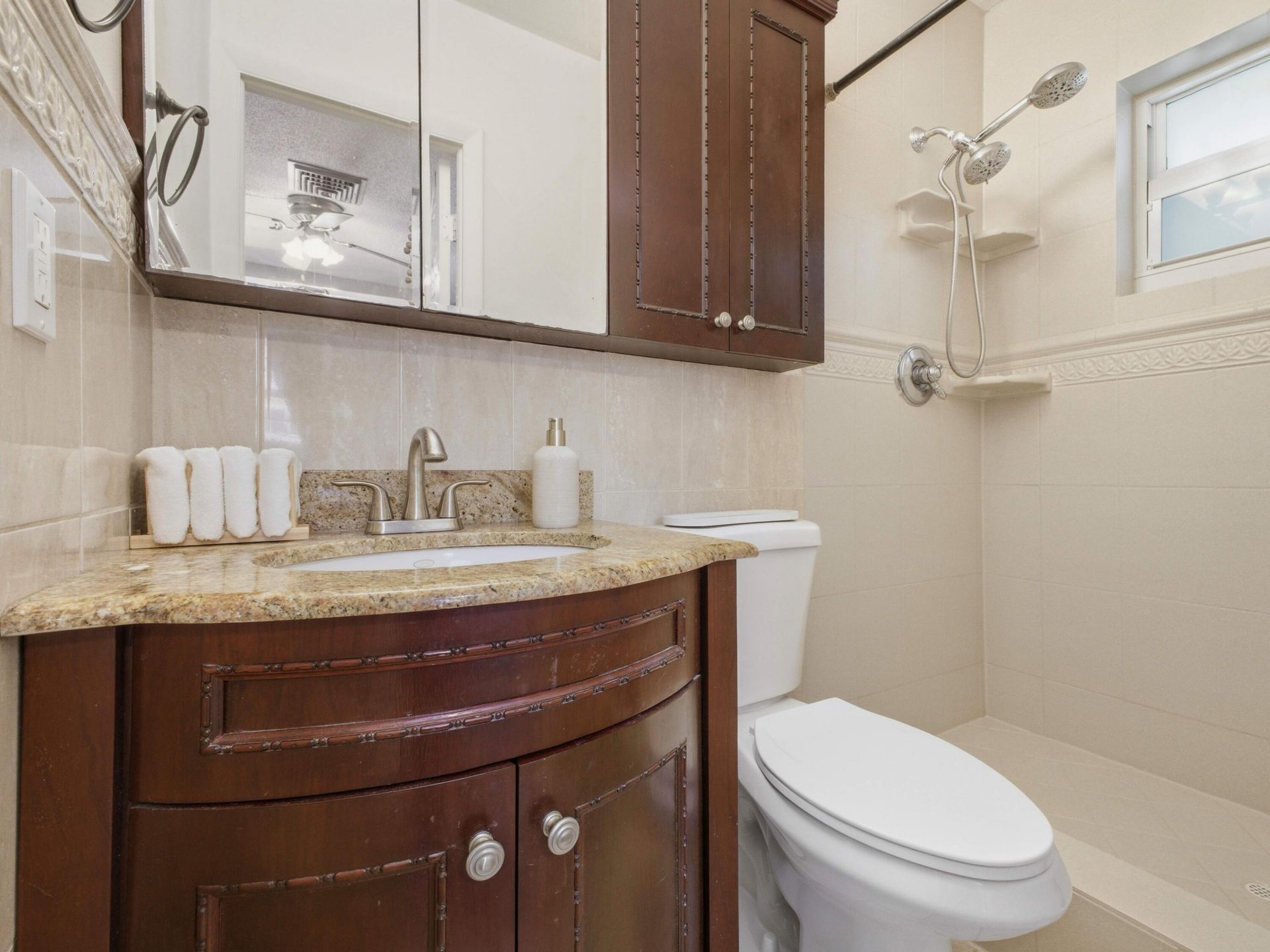 2200 Monroe Street, Unit 24, Hollywood, FL 33020 Photo