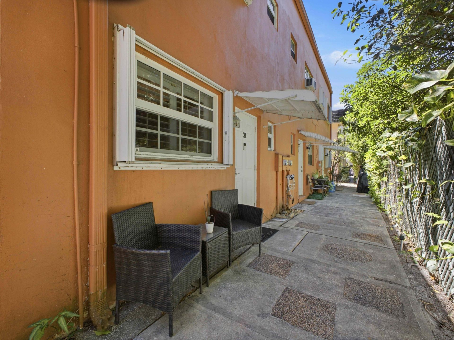 2200 Monroe Street, Unit 24, Hollywood, FL 33020 Photo