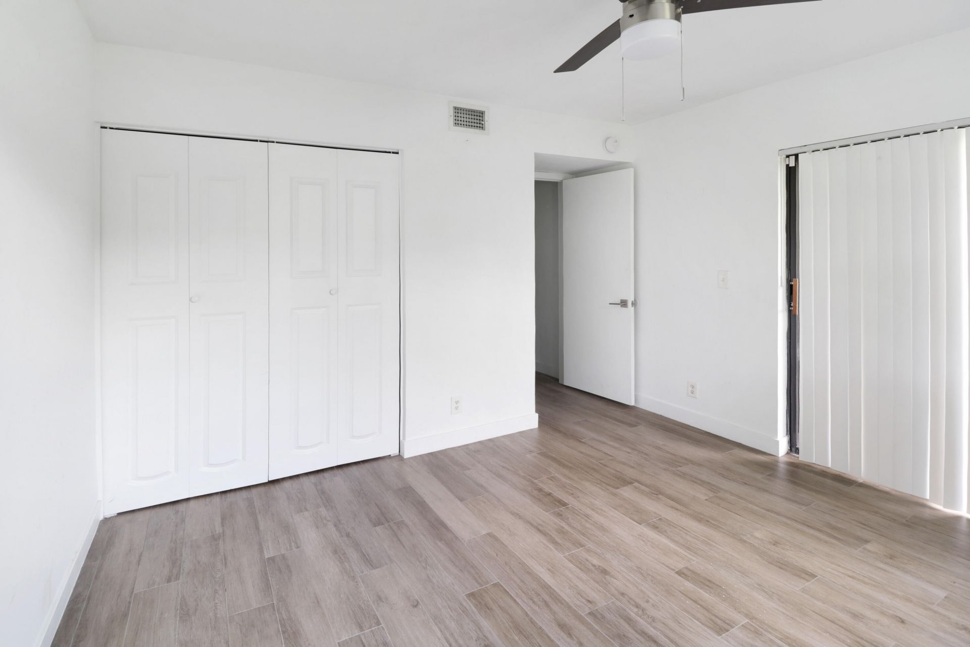 5701 Riverside Drive, Unit 102b6, Coral Springs, FL 33067 Photo