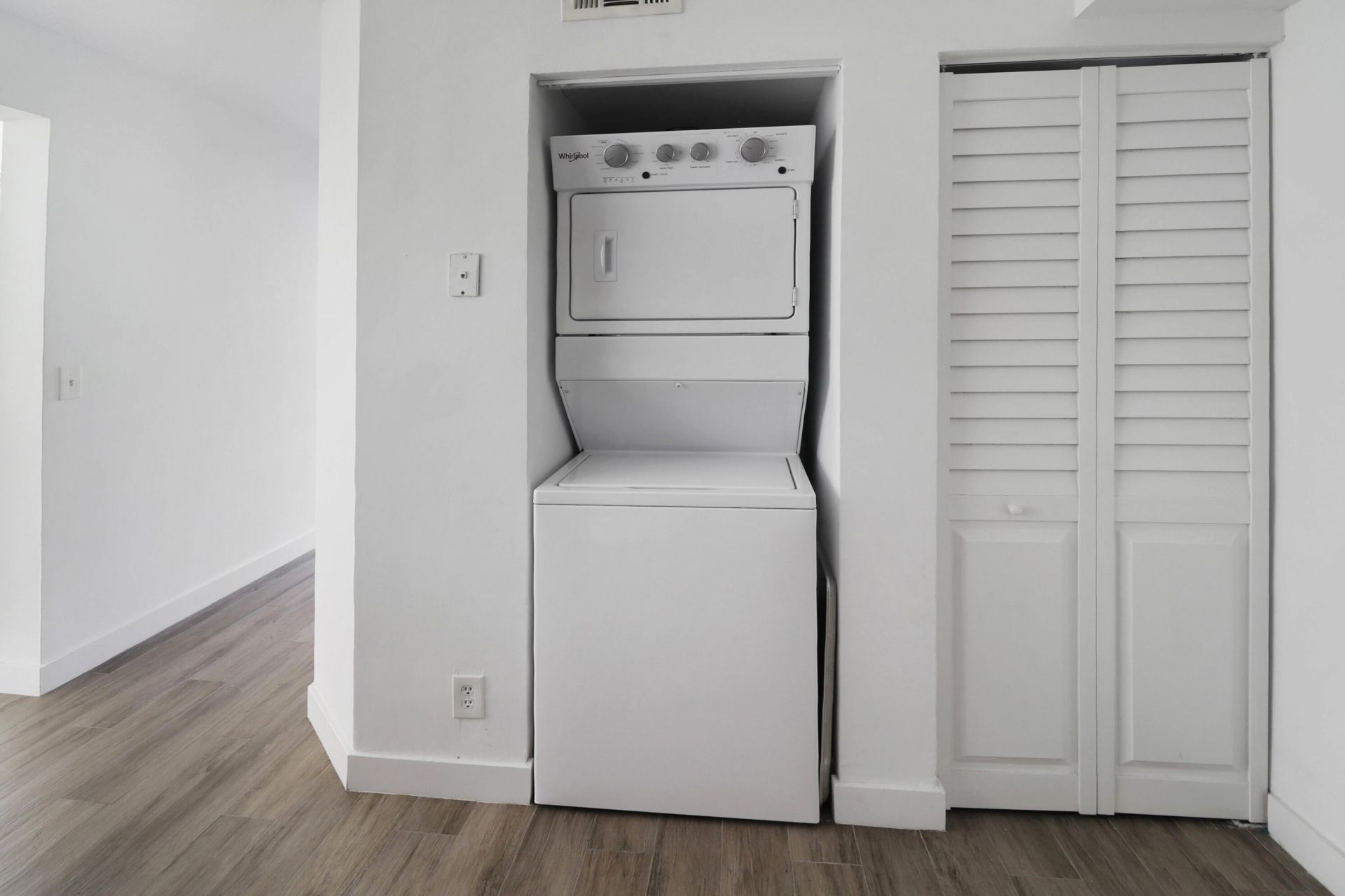 5701 Riverside Drive, Unit 102b6, Coral Springs, FL 33067 Photo