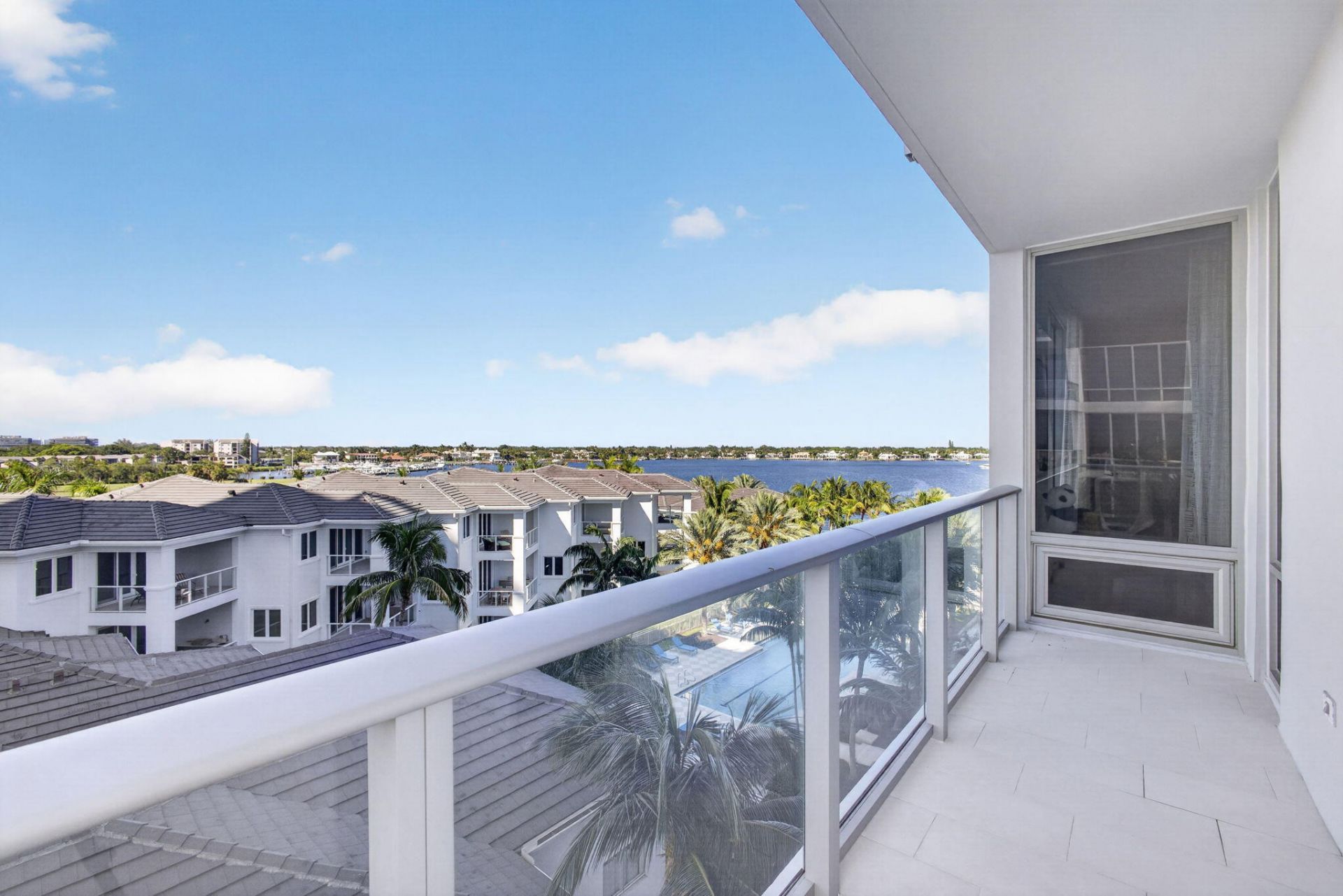 2 Water Club Way, Unit 501, North Palm Beach, FL 33408 Photo