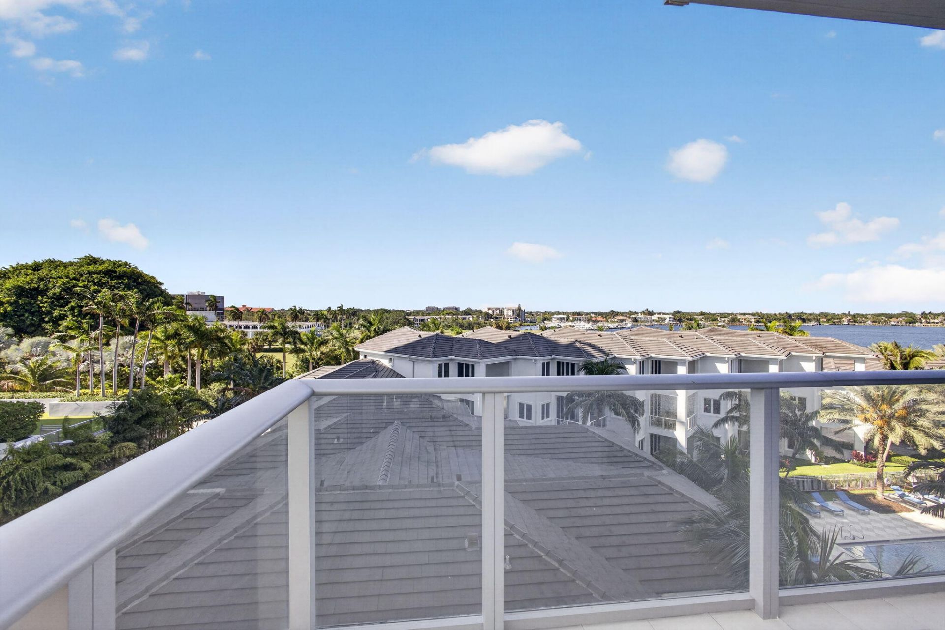 2 Water Club Way, Unit 501, North Palm Beach, FL 33408 Photo