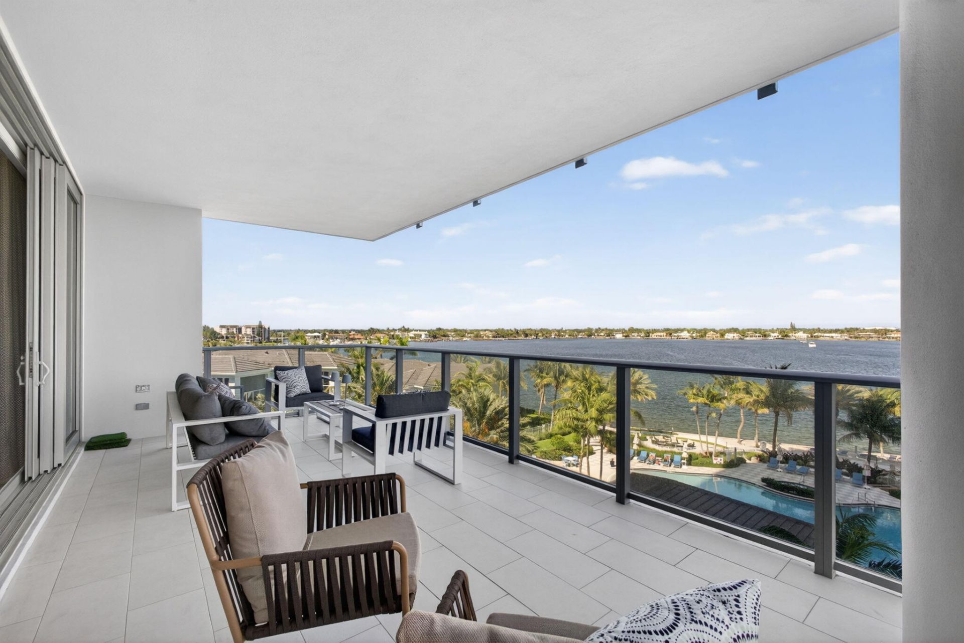 2 Water Club Way, Unit 501, North Palm Beach, FL 33408 Photo