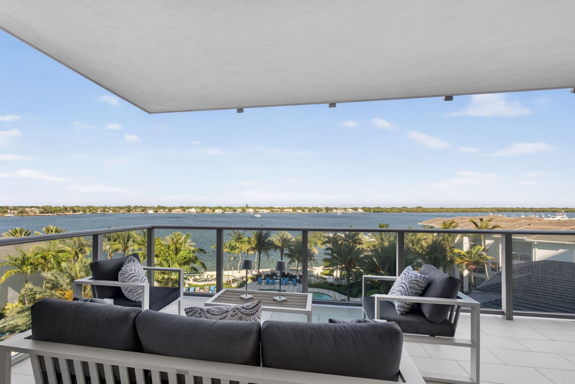 2 Water Club Way, Unit 501, North Palm Beach, FL 33408 Photo