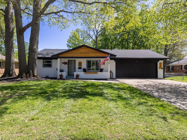 529 Lawndale Drive, Plainfield, IN 46168