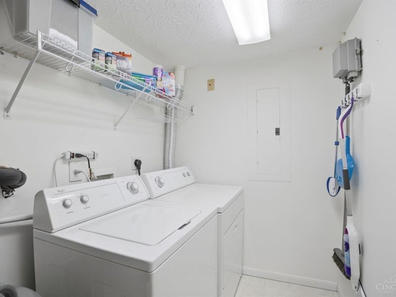 5892 Stonebridge Circle, Unit 302, Miami Twp, OH 45150 Photo 33