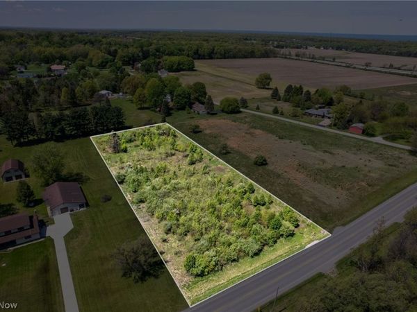 Baumhart Road , Vermilion, OH 44089