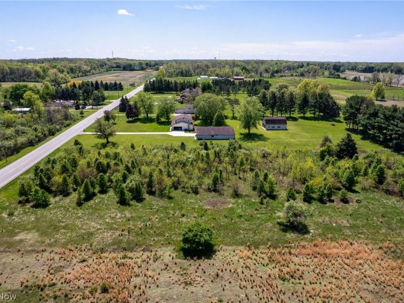 Baumhart Road, Vermilion, OH 44089 Photo 2