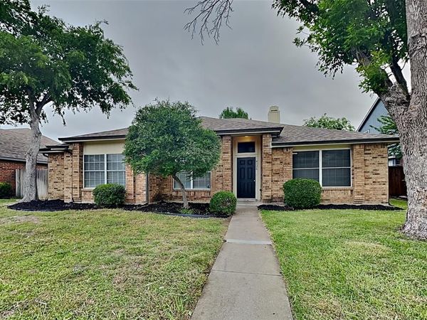 4128 Gardner Drive, The Colony, TX 75056